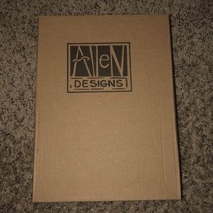 Allen Design vintage camera clock